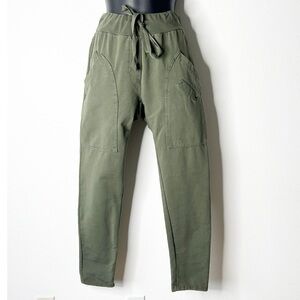 Lacomy Green Cargo Pants with Relaxed Fit and Drawstring